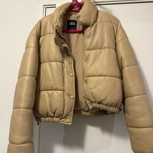 Zara Women's Beige Puffer Coat